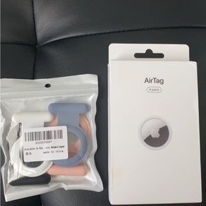 NIB AirTags & holders for kids!